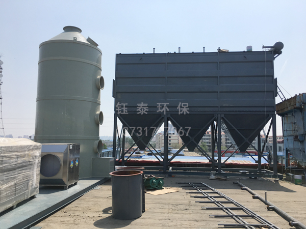 山東兗州輪胎廠PPC64-6布袋除塵器及廢氣處理設(shè)備安裝中 山東兗州輪胎廠PPC64-6布袋除塵器及廢氣處理設(shè)備安裝中