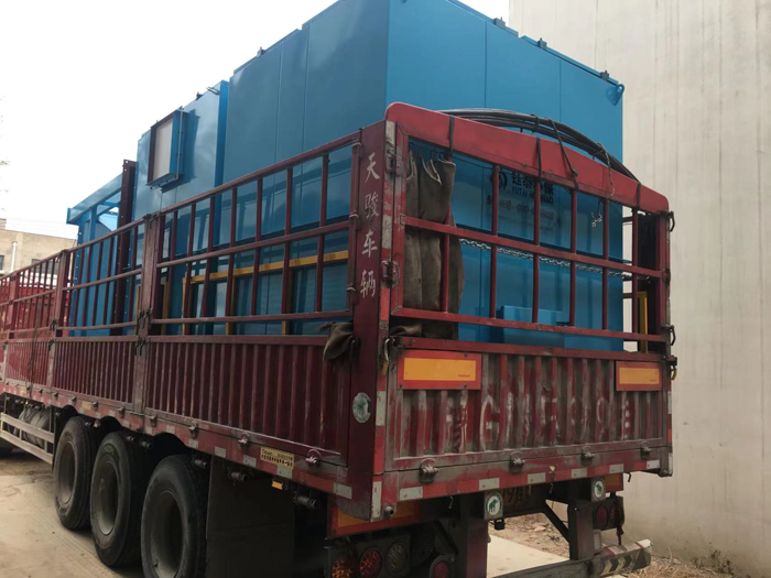 陜西勉縣石英砂加工廠布袋除塵器發(fā)貨 陜西勉縣石英砂加工廠布袋除塵器發(fā)貨